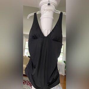 Amazon essentials black Maternity Tankini swim top with UPF 50+ . Size X large
